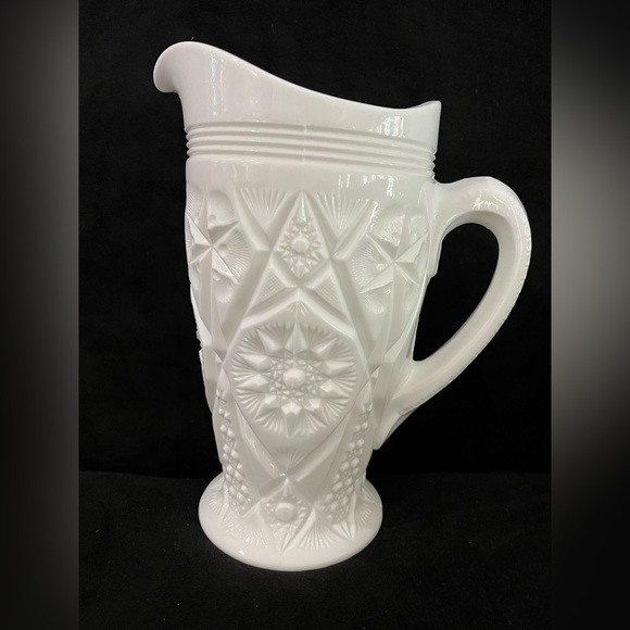 Dining Vintage Milk Glass Picture Poshmark